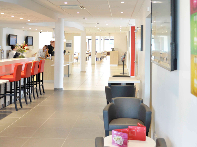 Food & Drinks 4, ibis Lyon Est Chaponnay hotel, Rhône