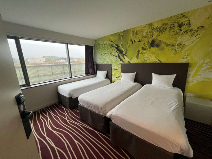 Bedroom 3, ibis Styles Saint Julien en Genevois Vitam, Haute-Savoie