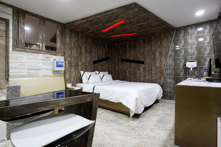 Bedroom 2, Wonju 2X, Wonju