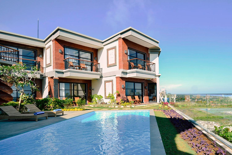 Exterior 5