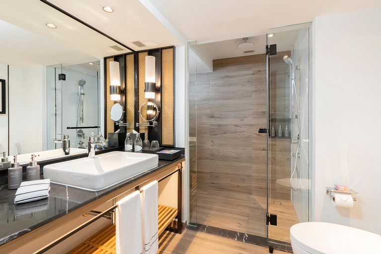 Bathroom 8