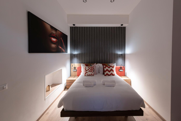 Others 4, Cola di Rienzo Big Apartment, Rome