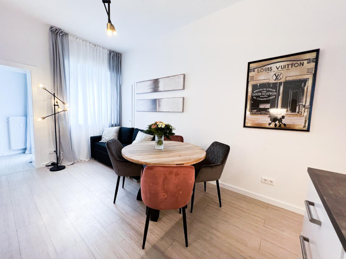 Others 5, Apartment Dusseldorf City, Düsseldorf