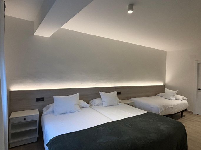 Bedroom 3, Seijo, Lugo