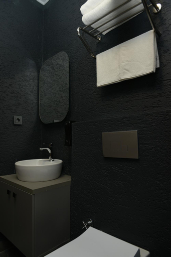 Bedroom 4, Daymonth Hotel, Küçükçekmece