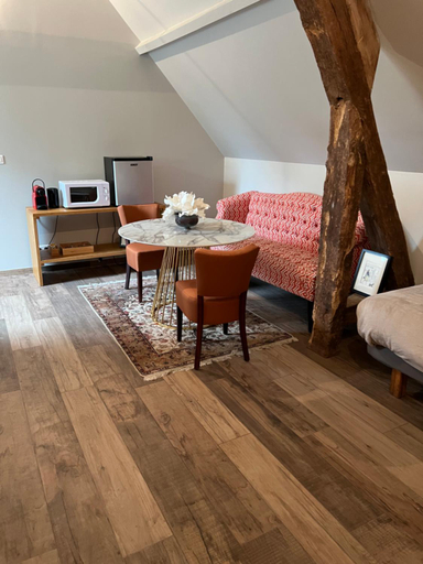 Others 5, Le domaine des Bois, Calvados