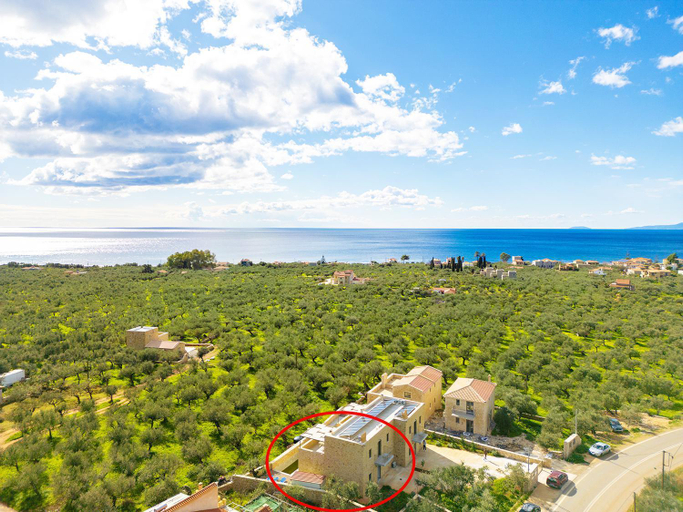 Others 5, Villa Castillo Thio, Peloponnese