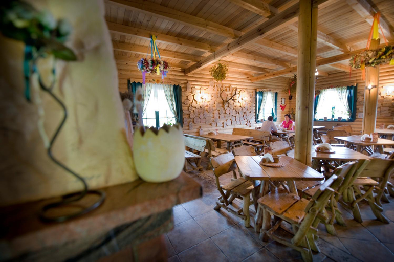 Food & Drinks 2, Karczma Biesiadna, Mława