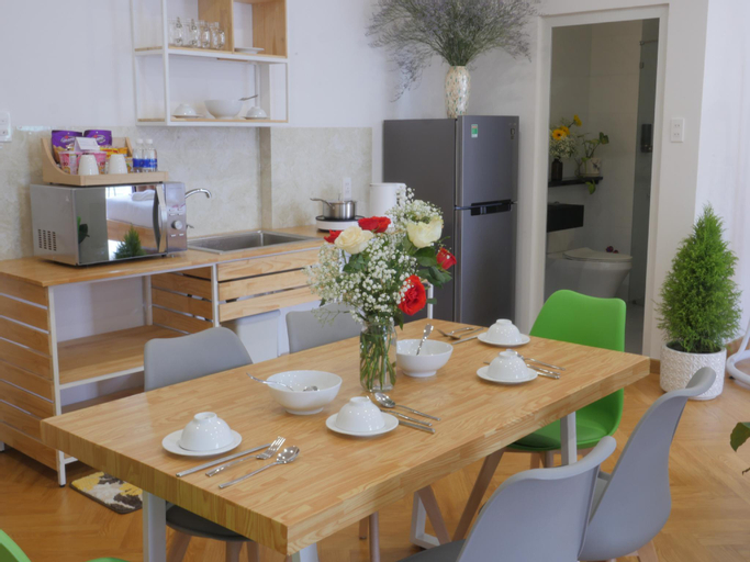 Dining Room 16