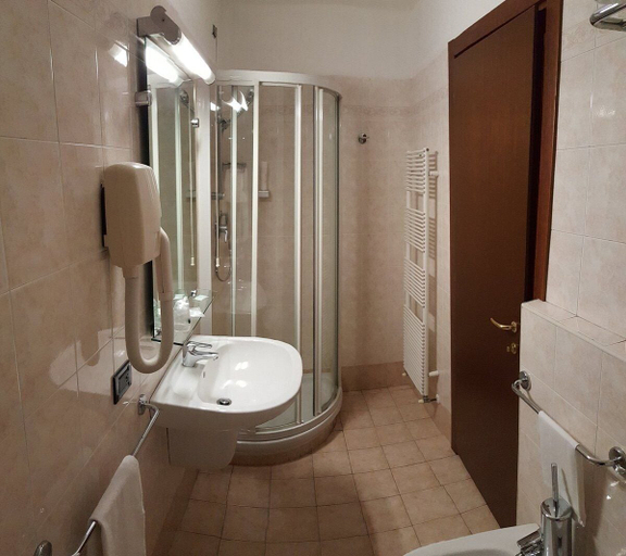 Bathroom 5, Hotel Aba, Torino