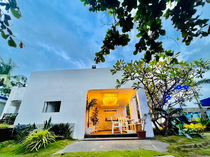 Others 4, The Beachhouse and Bar, Roxas City