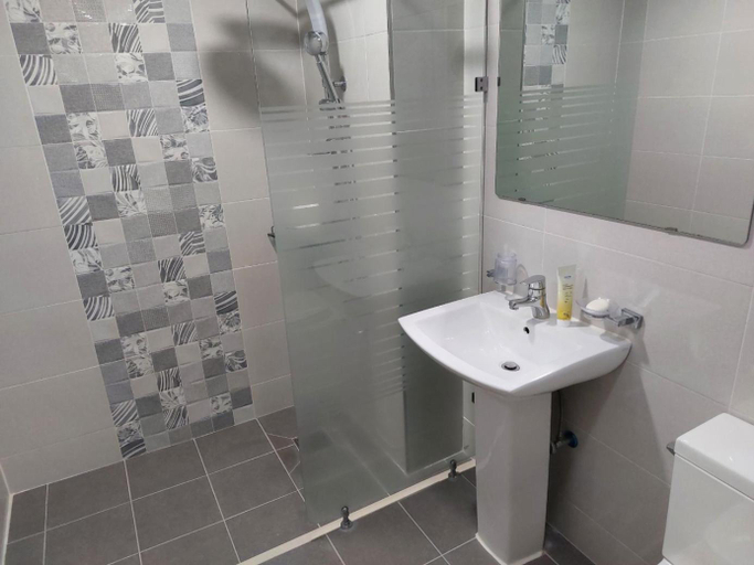 Bathroom, Gyeongpoen Pension, Gangneung