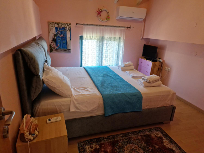 Bedroom, Villa Thetis with private pool where the sunsets fade away, Ionian Islands