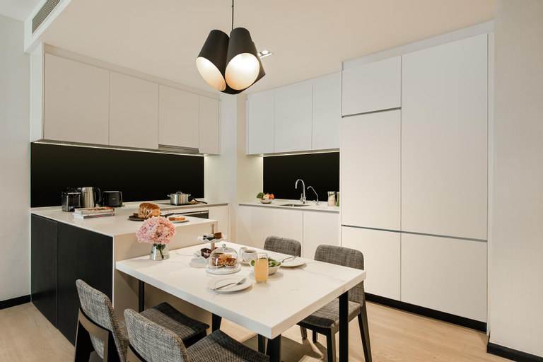 Dining Room 16