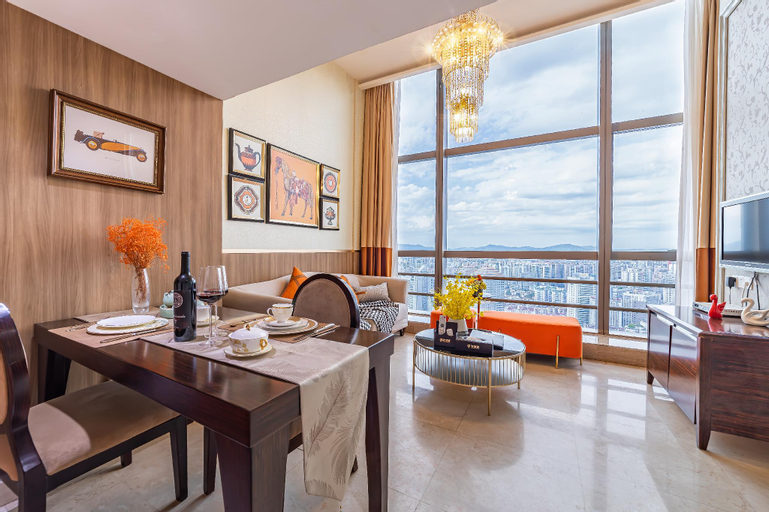 Dining Room 11