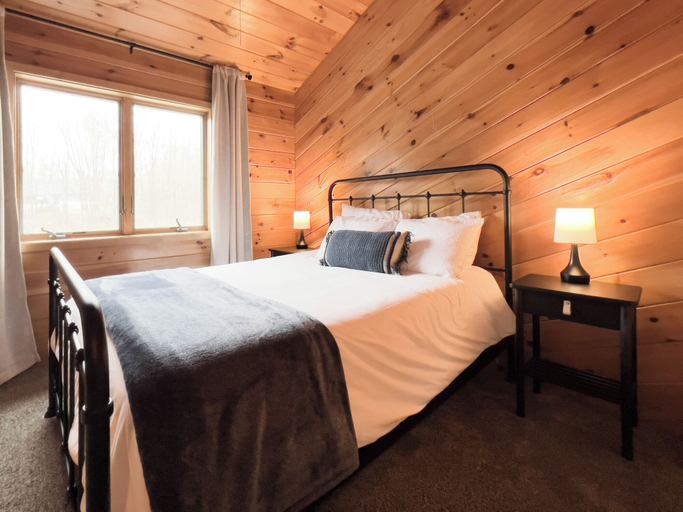 Bedroom 2, Sleeping Bear Resort, Benzie