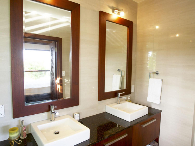 Bedroom 3, Lotus House, Magnetic Island