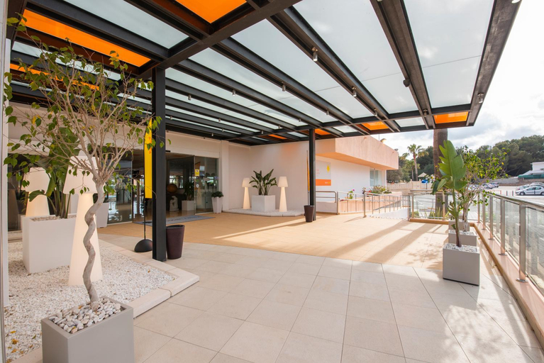 Public Area 2, Hotel Caribe, Baleares