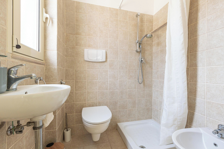 Bathroom 3, 4099 Villa Maste by Barbarhouse, Brindisi