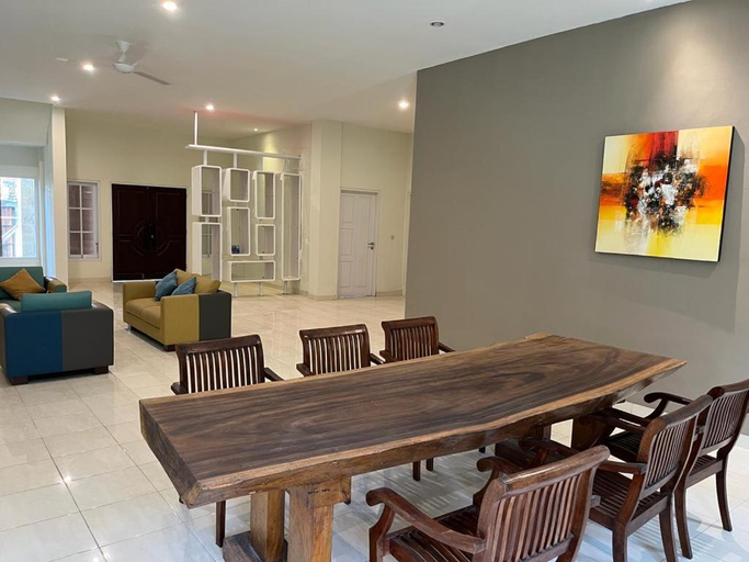 Others 5, Sekar Tunjung House, Denpasar