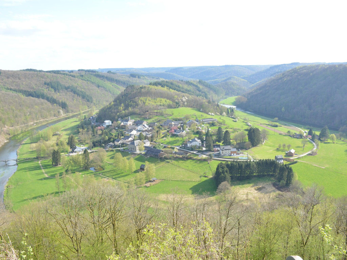 Others 5, Holiday home in Gedinne with forest, Namur