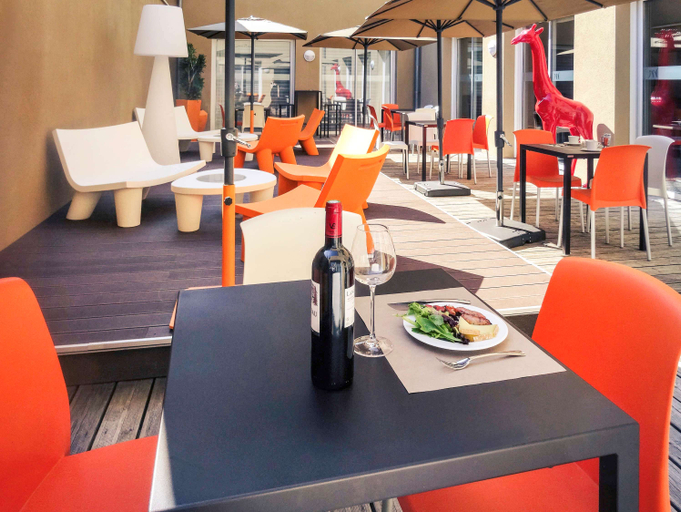 Food & Drinks 4, Mercure Libourne Saint Emilion Hotel, Gironde