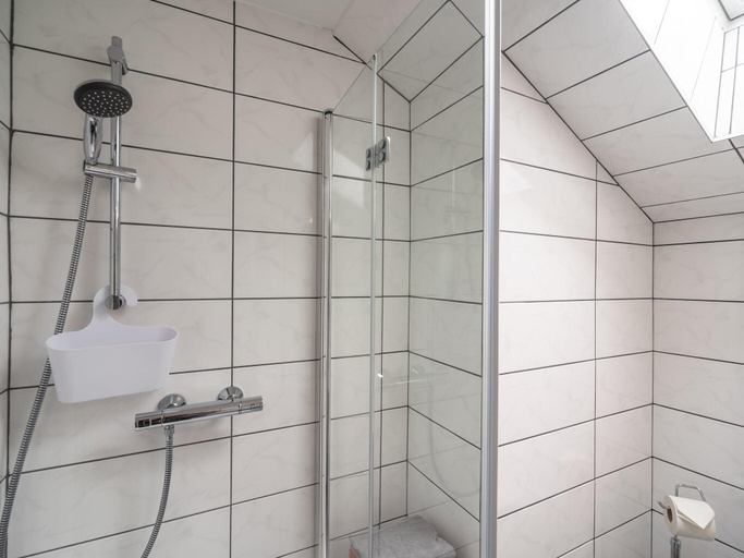 Bathroom, Stunning apartment in Kärnten w/ , Hermagor