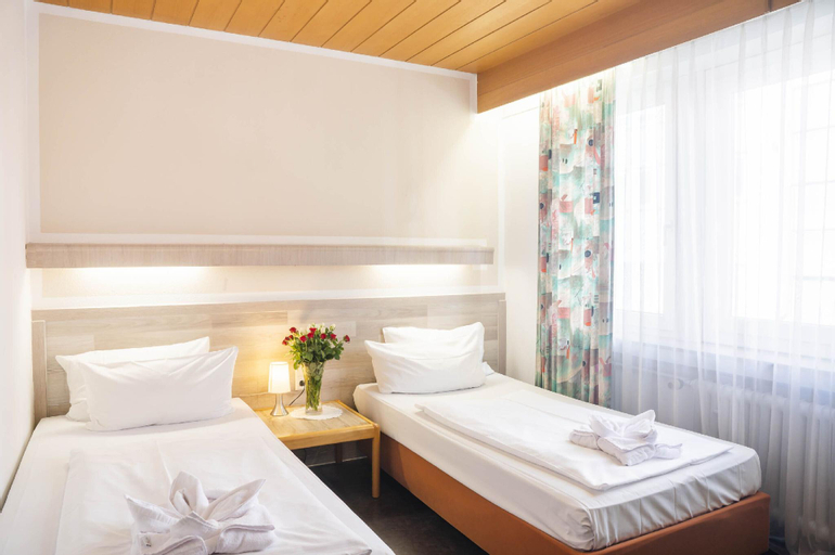 Bedroom 22