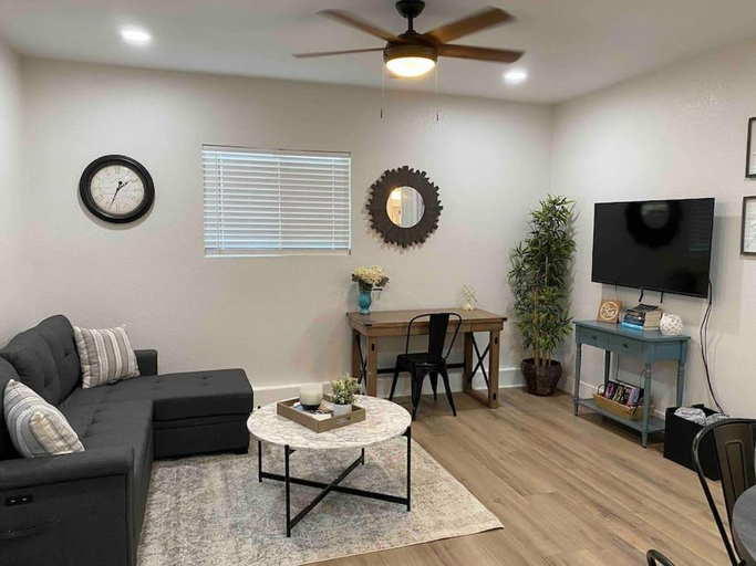 Others, Country Charmer Single Story Cottage Pet Friendly, Placer
