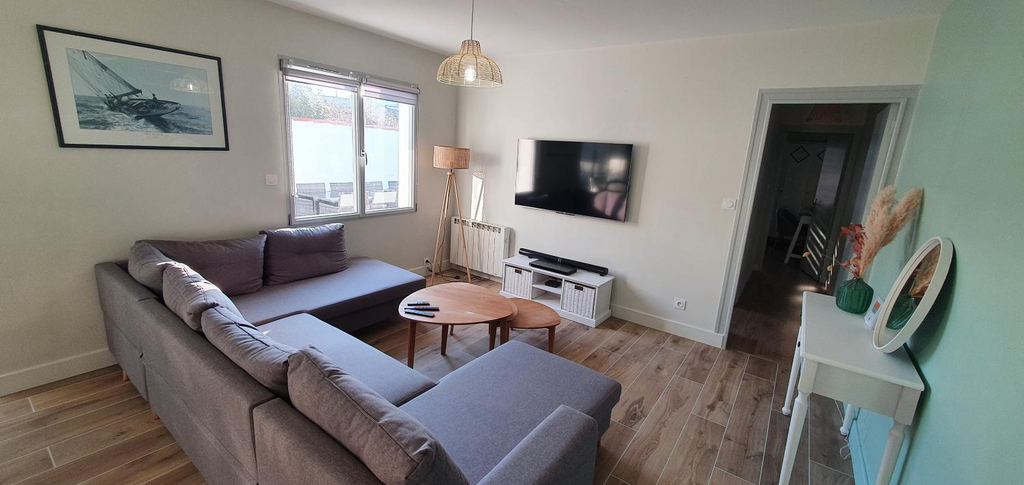 Shared lounge/TV area, Villa Babeth by Nuits au Port, Charente-Maritime