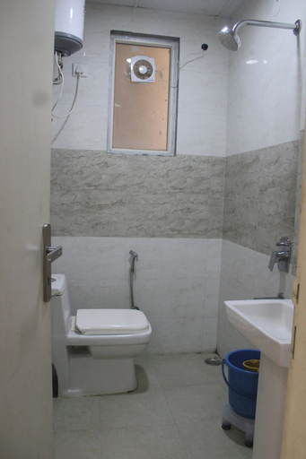 Bedroom 4, HOTEL DV PLAZA INN Near Delhi Airport, West