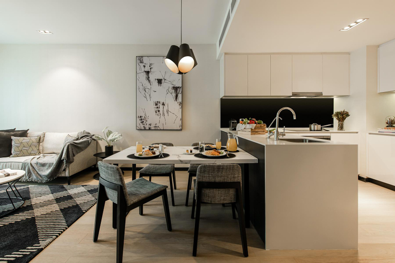 Dining Room 18