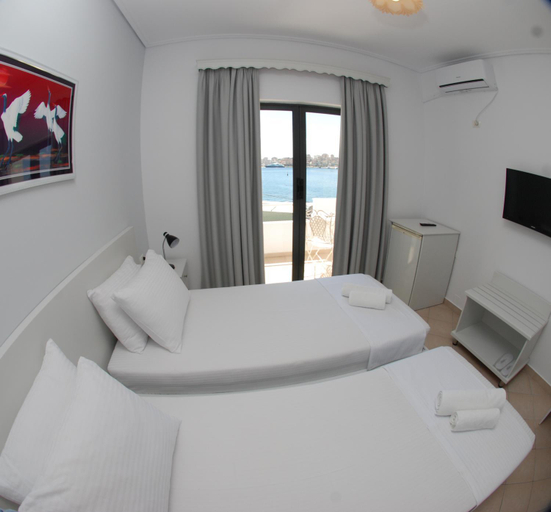 Bedroom 3, Hotel MS, Sarandës