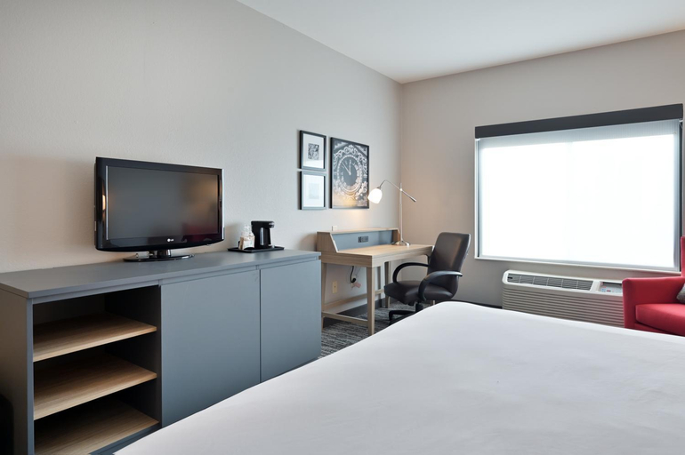Bedroom 9