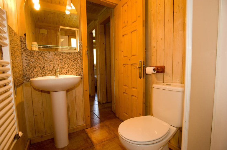 Bathroom 3, Bungalows La Borda d´Arnaldet, Huesca