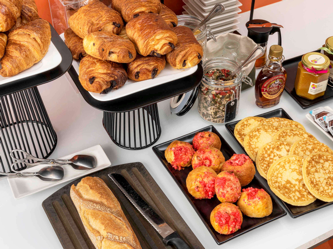Food & Drinks 6