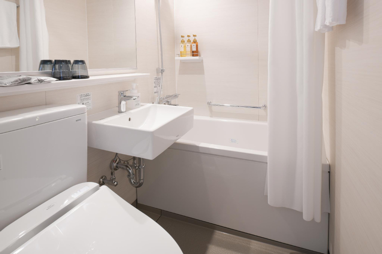 Bathroom 6