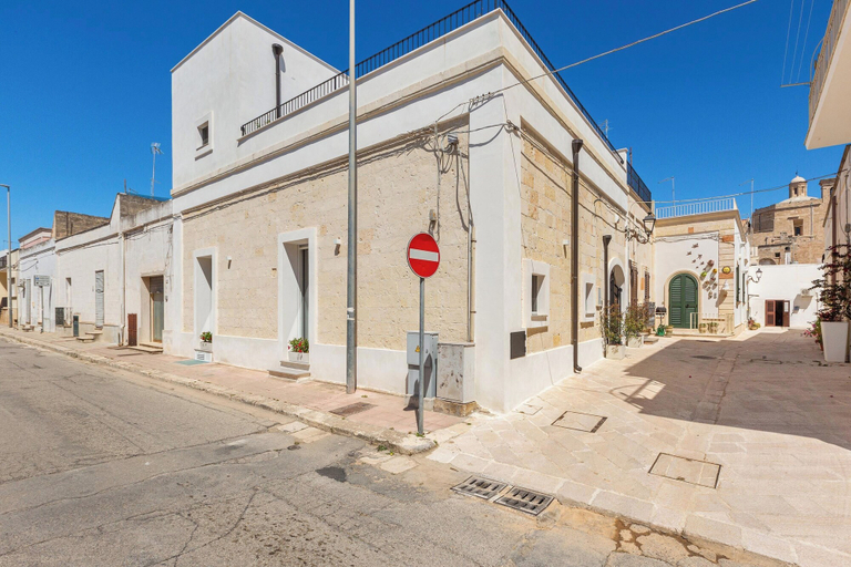 Exterior & Views 2, 3941 LPC - Appartamento 1 by Barbarhouse, Taranto