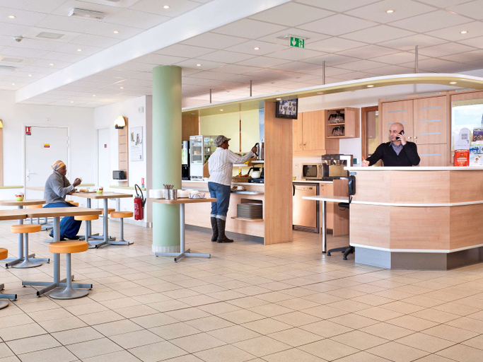 Others 5, ibis budget Mantes la Jolie Sully, Yvelines