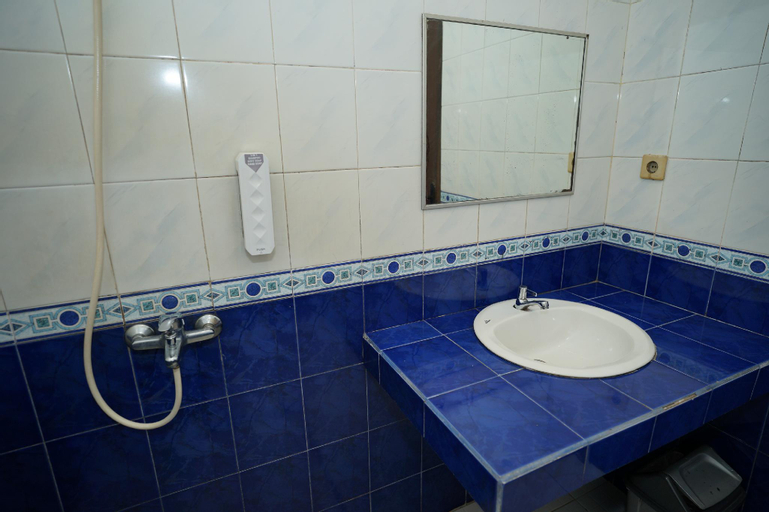 Bathroom 3