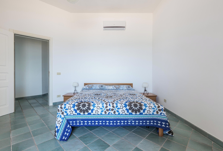 Bedroom 5, 4007 Villa Auruca` by Barbarhouse, Taranto