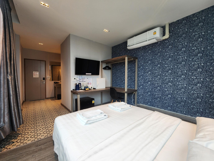 Bedroom 23