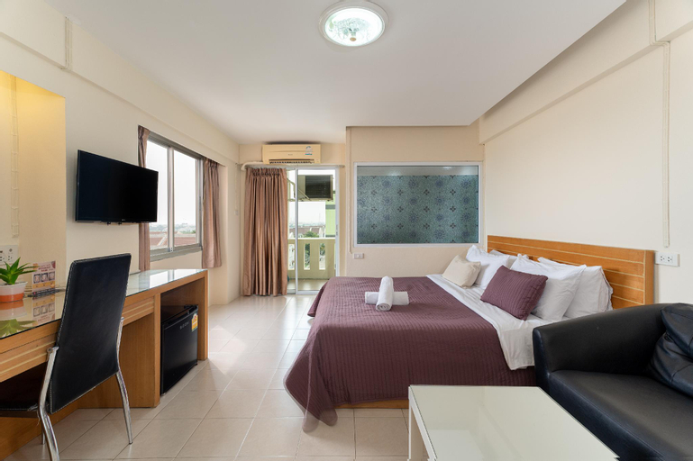 Bedroom 6