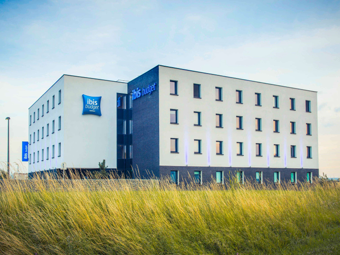 Exterior & Views 2, ibis budget Troyes Est, Aube