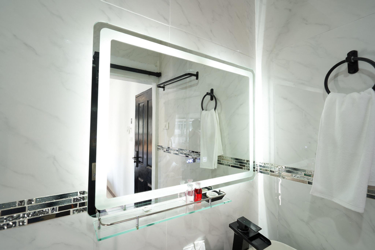 Bathroom 3