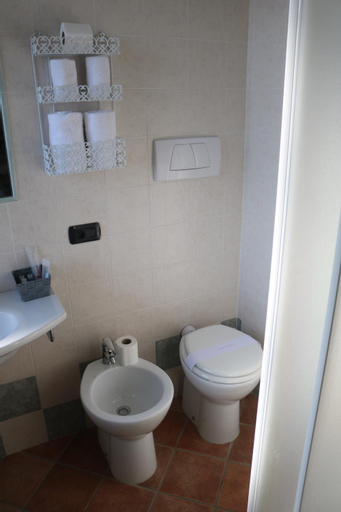 Bedroom 4, Ca del Crutin, Cuneo