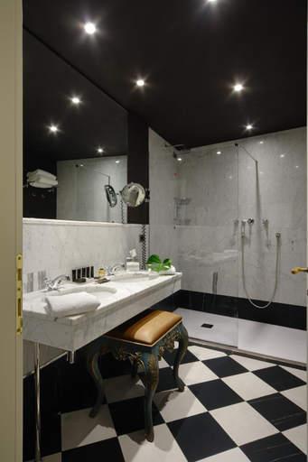 Bathroom 5, Aqua Palace Hotel, Venezia