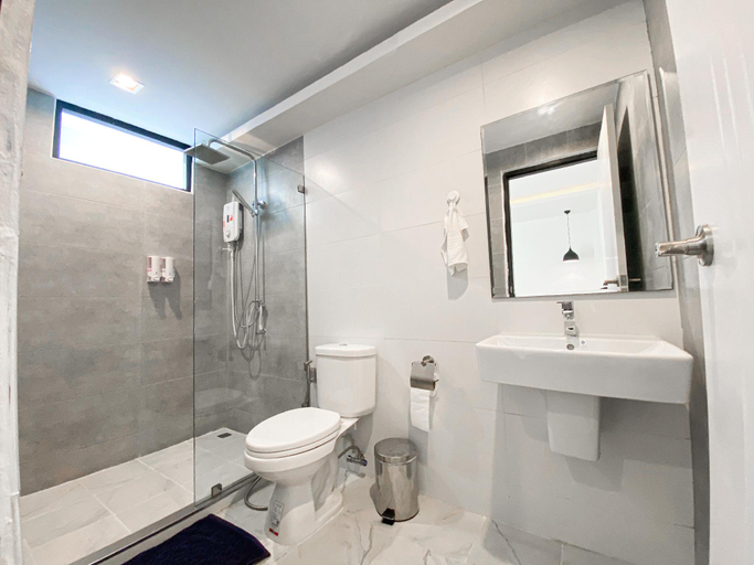 Bathroom 3