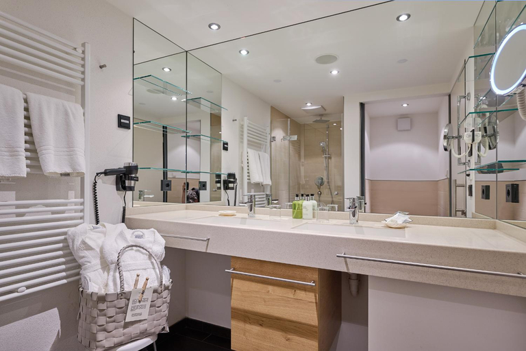 Bathroom 5, SCHULE'S Gesundheitsresort & SPA, Oberallgäu