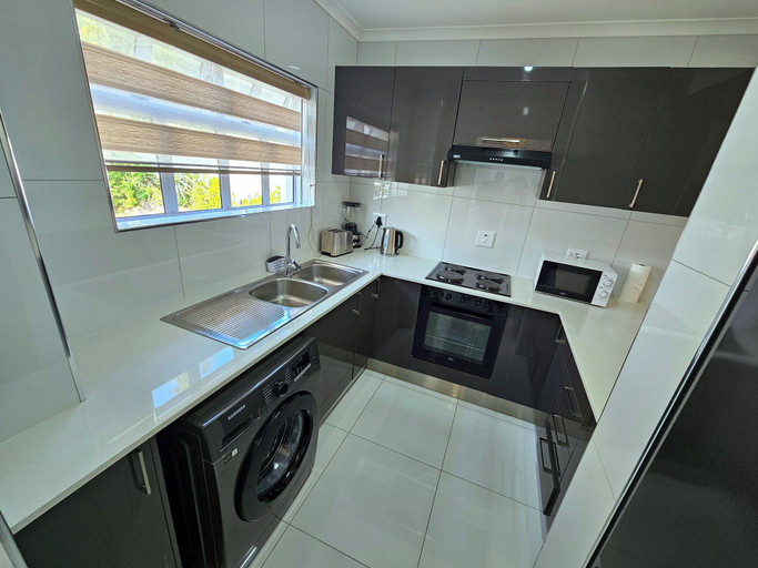 Others 5, Summer Grove House by Tanaka Kingdom, City of Cape Town